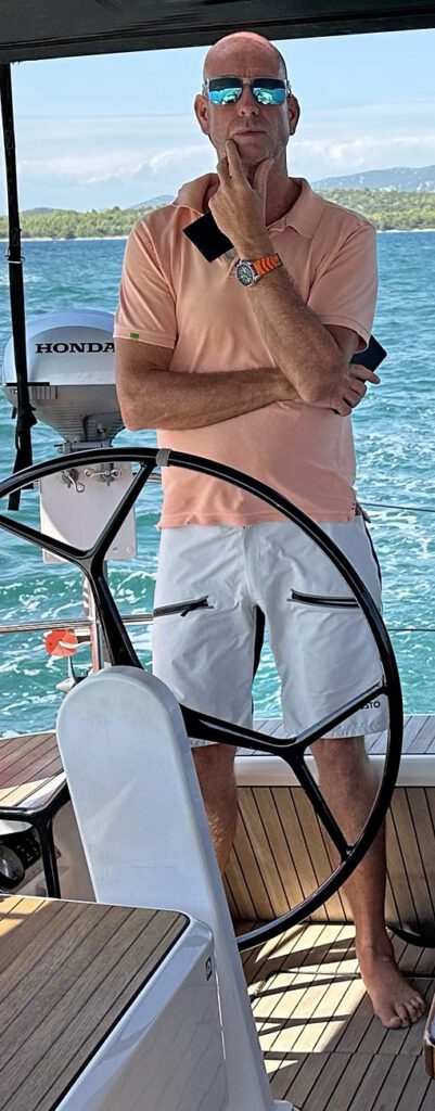 TW Sailing Tom Weinhardt auf der Wolke 7 - Gründer und Inhaber TW Sailing und Skipper